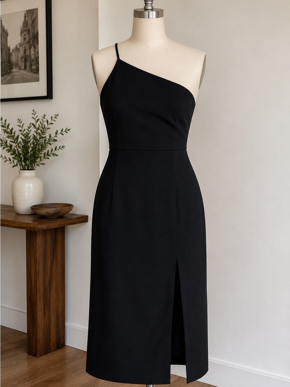 Petal & Pup One-Shoulder Black Midi Dress with Side Slit Size- 8 cm - Picture 3 of 3